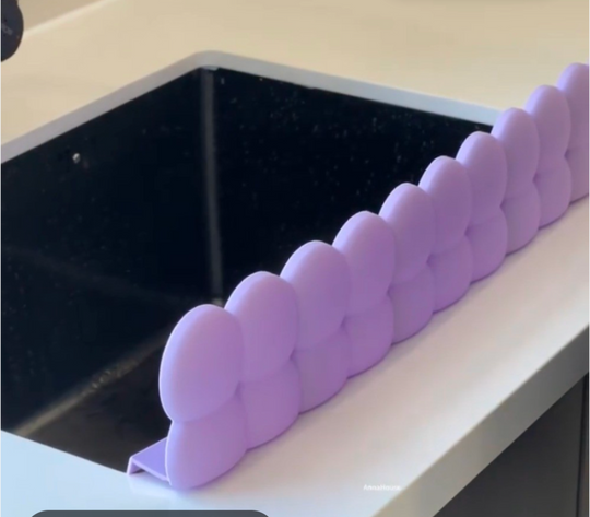 Sink guard ( water locker )